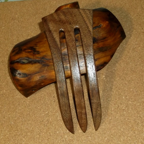 Figured walnut 3 prong hair fork by Jeter and sold in the UK by Longhaired Jewels
